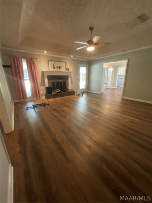4160 JOHNSTOWN Drive