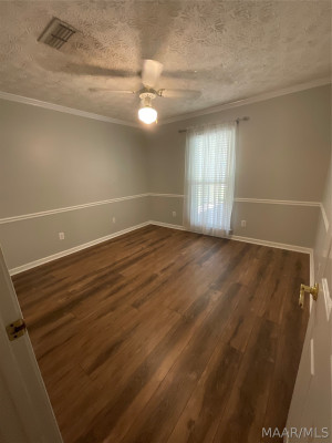 4160 JOHNSTOWN Drive