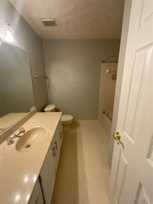 4160 JOHNSTOWN Drive