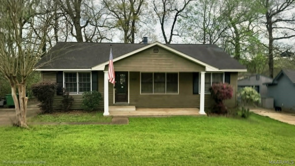 3033 Willow Lane Drive