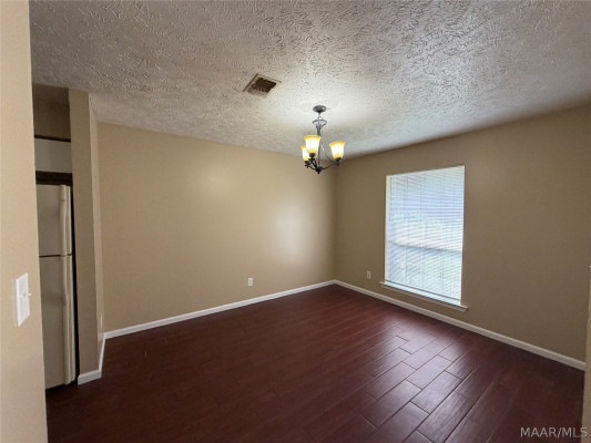 3420 HORSESHOE Circle