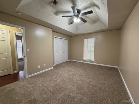 3420 HORSESHOE Circle