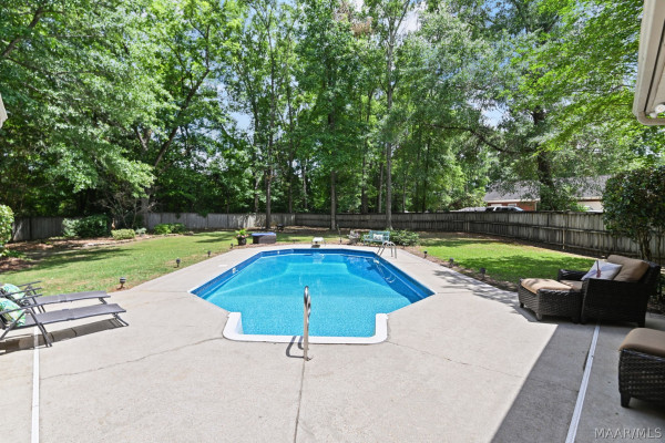 8421 TIMBER CREEK Drive