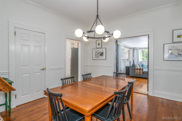 3339 Lexington Road