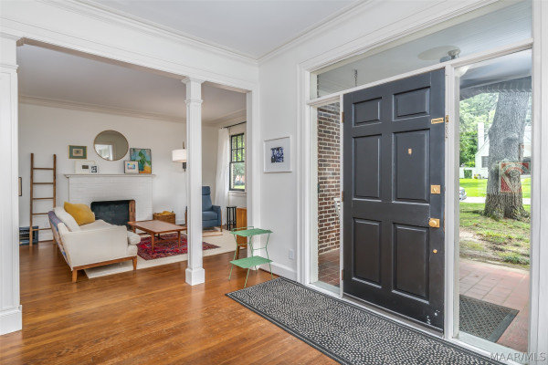 3339 Lexington Road