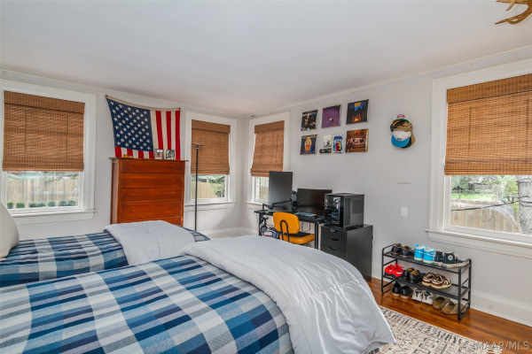3339 Lexington Road