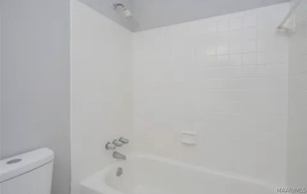 725 Queensbury Drive