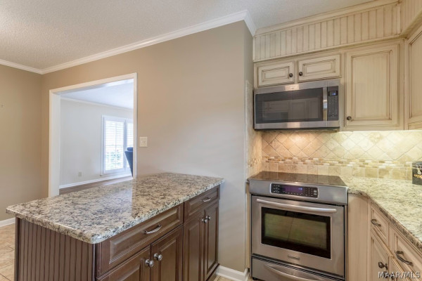 1248 Woodhill Court