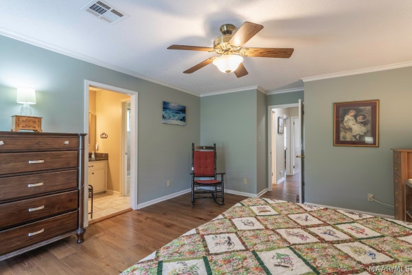 1248 Woodhill Court
