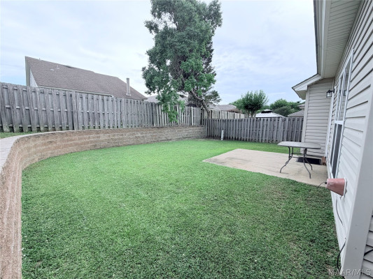 1625 YOUNG POINTE Boulevard