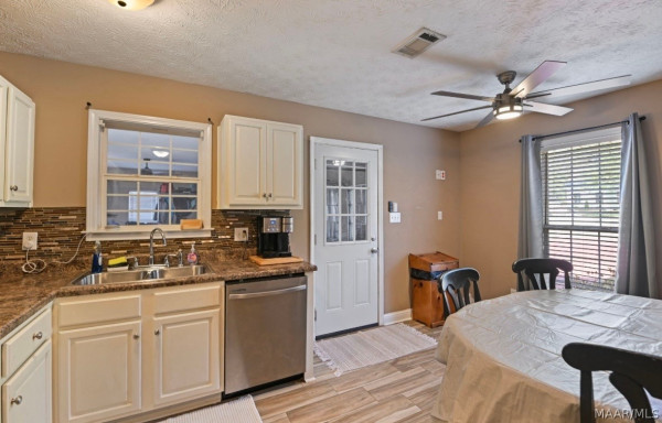 160 Glendale Acres