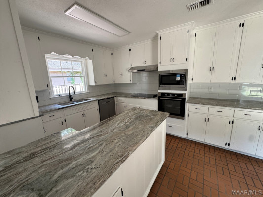 3321 Ridgefield Drive
