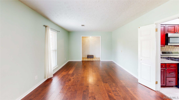 1214 Jamestown Drive
