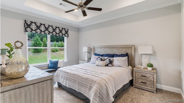 4812 Monarch Pass