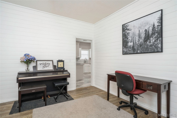75 Cedar Ridge Drive