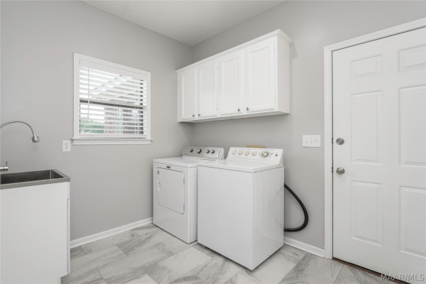 75 Cedar Ridge Drive