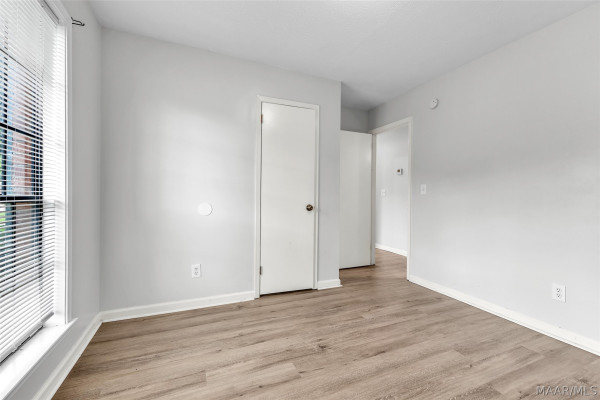524 FOREST PARK Drive