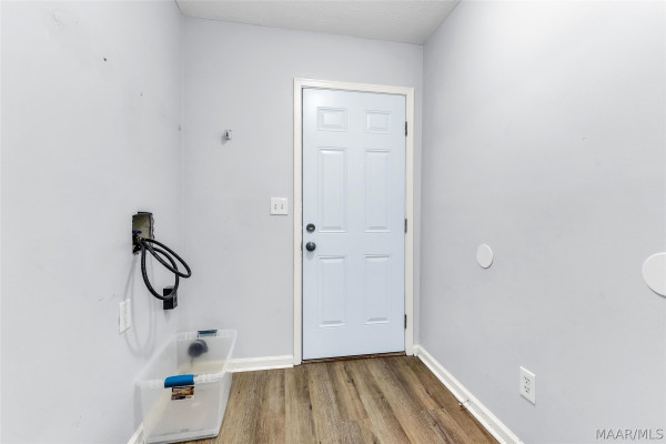 524 FOREST PARK Drive
