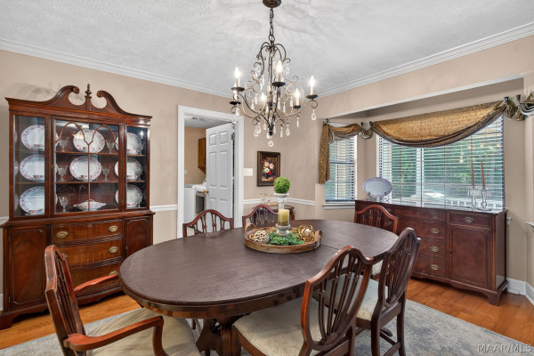 336 Reid Circle