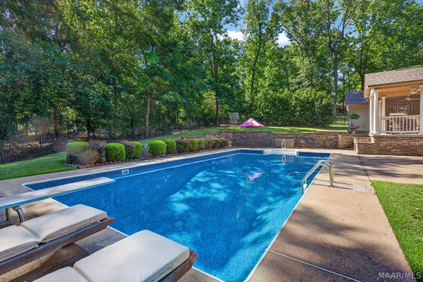 336 Reid Circle