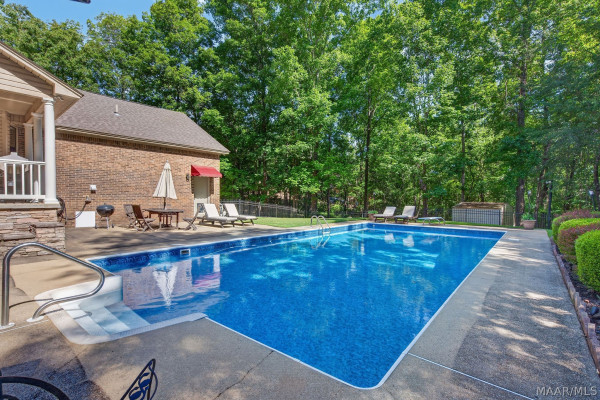 336 Reid Circle
