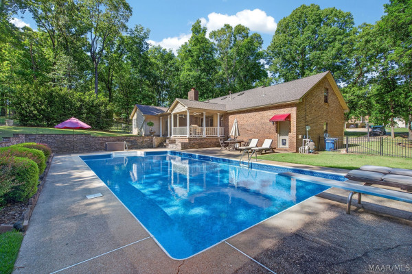 336 Reid Circle