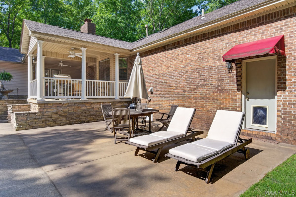 336 Reid Circle