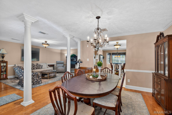 336 Reid Circle