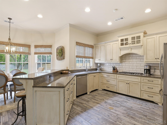 8408 Marsh Pointe Drive