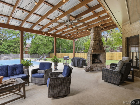 8408 Marsh Pointe Drive