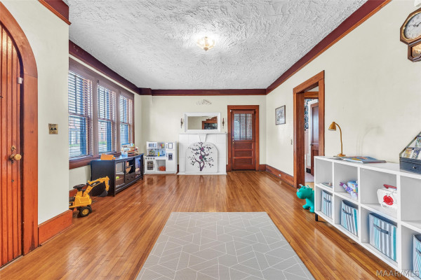 209 Dozier Street