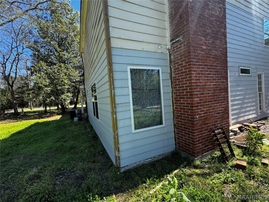 2222 Narrow Lane Road