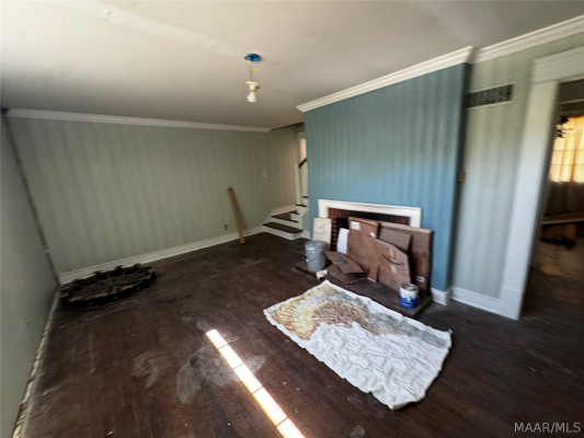 2222 Narrow Lane Road
