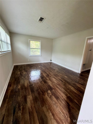 3871 Sherwood Drive