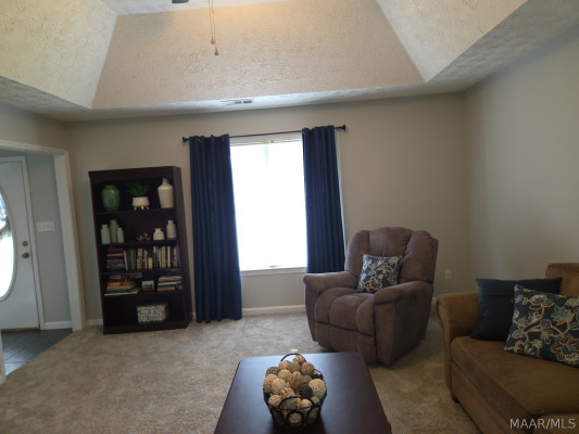 90 SCARLET OAK Drive