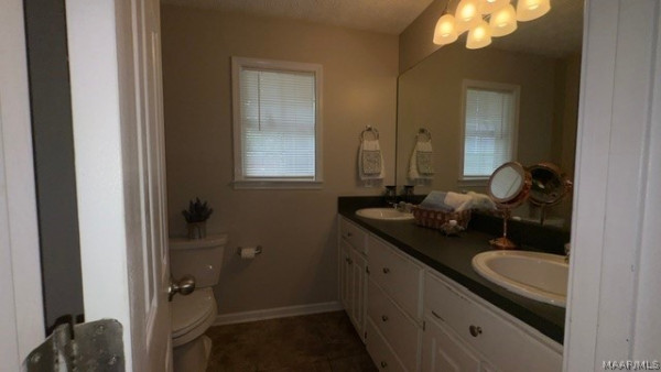 90 SCARLET OAK Drive