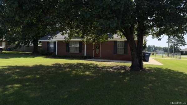 90 SCARLET OAK Drive