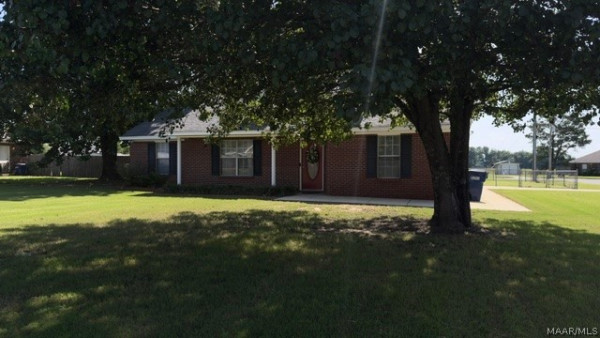 90 SCARLET OAK Drive