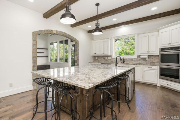 1492 Upper Kingston Road