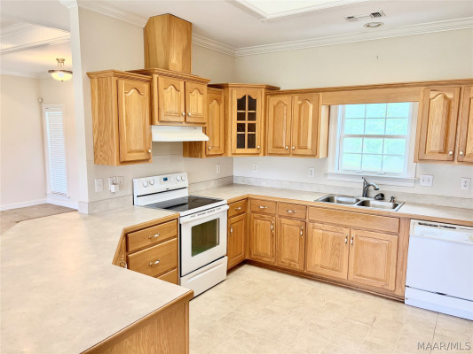308 Meadowview Drive