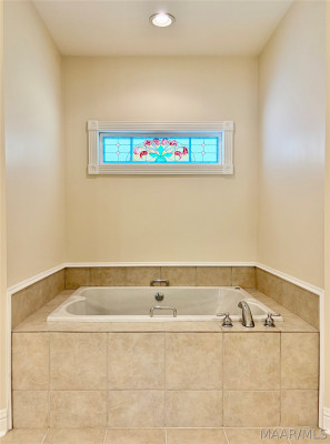 308 Meadowview Drive