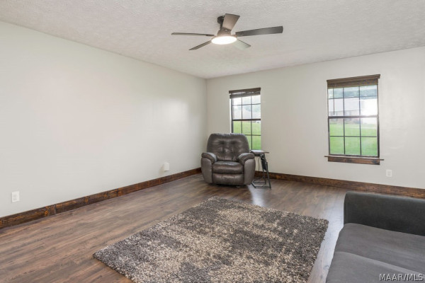 210 SCENIC Drive