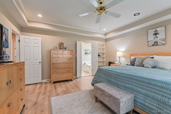 1722 Twelve Oaks Lane