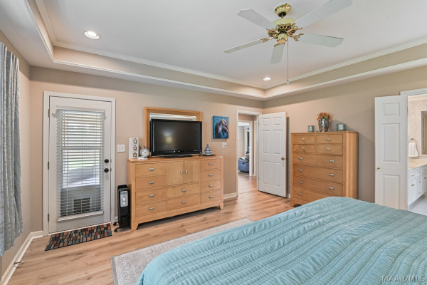 1722 Twelve Oaks Lane