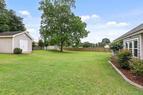 1722 Twelve Oaks Lane
