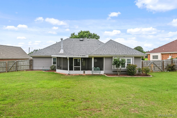1722 Twelve Oaks Lane