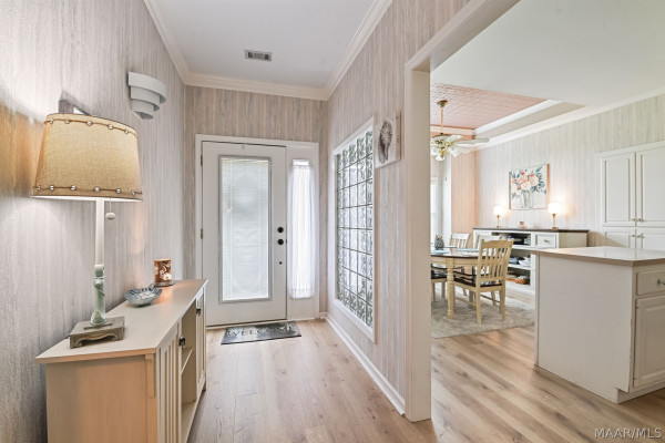 1722 Twelve Oaks Lane