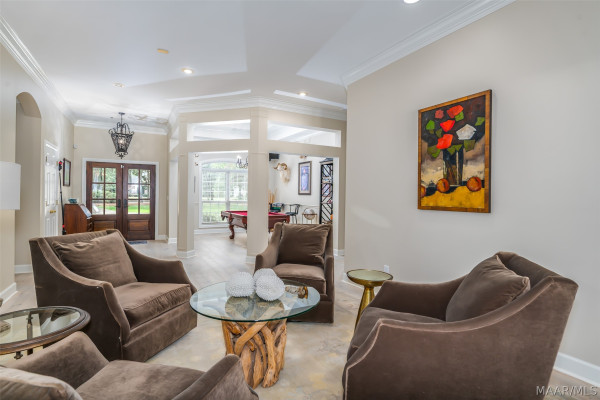 8213 Mossy Oak Drive
