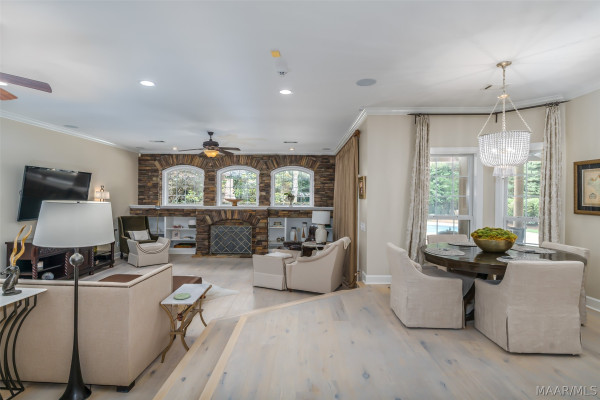 8213 Mossy Oak Drive
