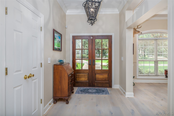 8213 Mossy Oak Drive